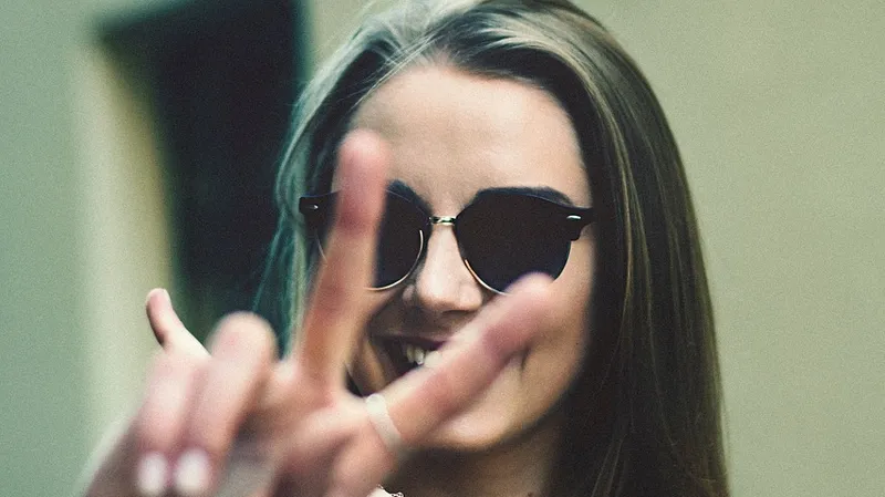 Поколение Кардашьян: специалисты раскрыли секреты сохранения молодости миллениалов