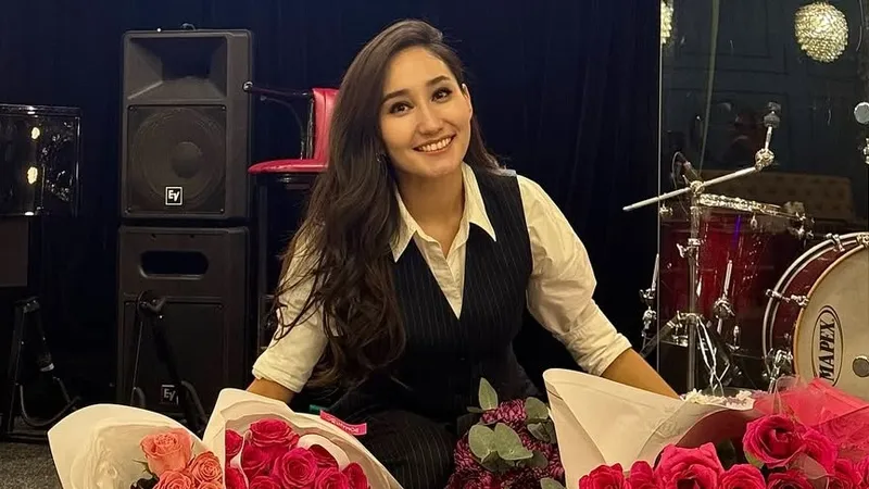 Казахстанка из Instagram Джей Ло готовится покорить Backstreet Boys