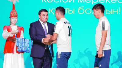 В Туркестане широко отметили день спорта, фото - Новости Zakon.kz от 22.08.2025 16:50