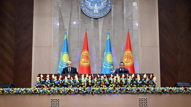 Президенты Казахстана и Кыргызстана выступили с заявлением для прессы