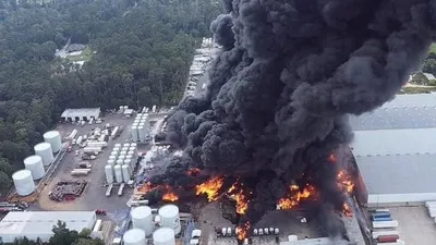 В Луизиане на заводе прогремел взрыв, фото - Новости Zakon.kz от 23.08.2025 05:10