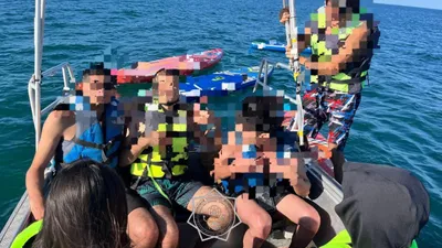 спасатели помогли туристам, попавшим в беду на Каспийском море, фото - Новости Zakon.kz от 24.08.2025 00:45