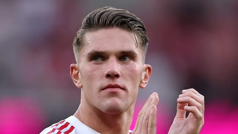 Лучший снайпер 2024 года вывел "Арсенал" на первое место в АПЛ