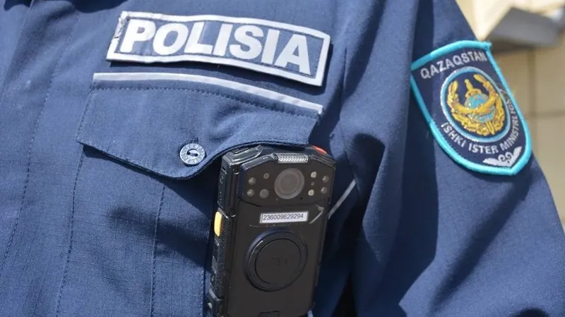 Прохожий и полиция уберегли пенсионера от мошенников в Астане