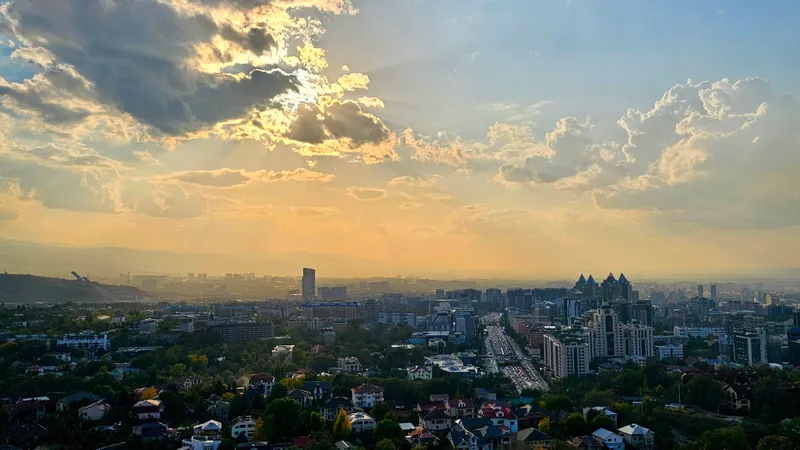 Осень близко: какая погода будет в Астане, Алматы и Шымкенте 28-30 августа