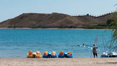 Водоём, люди, пляж, фото - Новости Zakon.kz от 28.08.2025 10:40