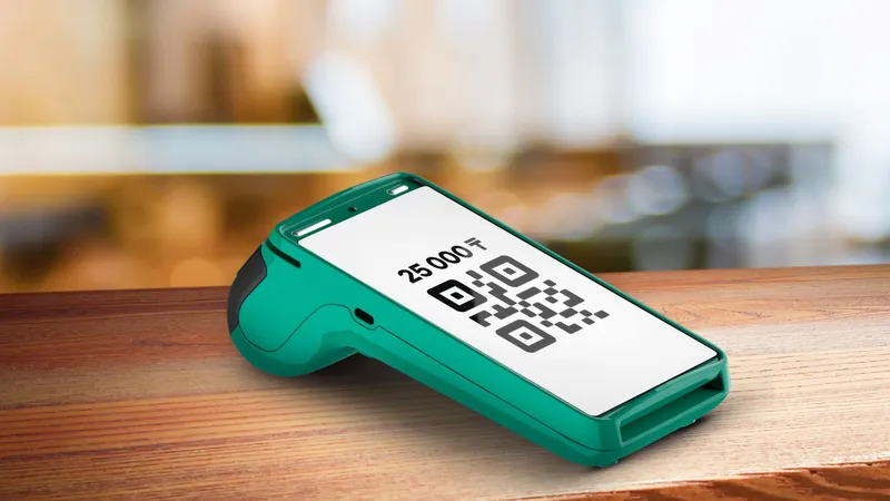 Клиенты Altyn Bank смогут оплачивать покупки по QR через POS-терминалы Halyk Bank