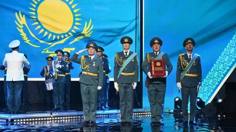 В Шымкенте отметили 30-летие Конституции торжественным мероприятием