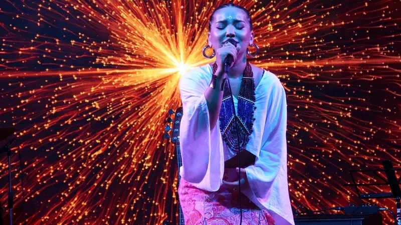 "Сто лет не виделись": публику покорило трогательное признание Макпал Исабековой