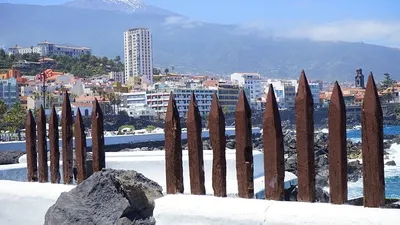 в Испании туристы оказались в ловушке горящего отеля, фото - Новости Zakon.kz от 30.08.2025 00:49