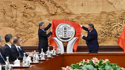 Открытие мастерских Лу Баня в Казахстане, фото - Новости Zakon.kz от 30.08.2025 18:55