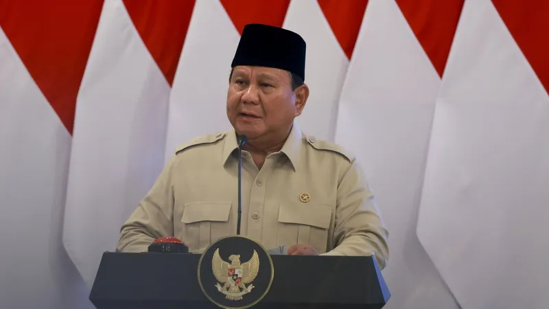 Президент Индонезии отменил поездку в Китай из-за протестов в его стране