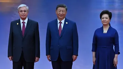 Токаев прибыл на торжественный прием в честь участников саммита ШОС, фото - Новости Zakon.kz от 31.08.2025 16:36