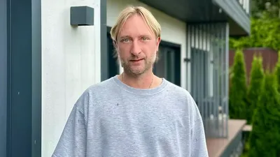 Коллекция одежды Евгения Плющенко, фото - Новости Zakon.kz от 02.09.2025 07:33