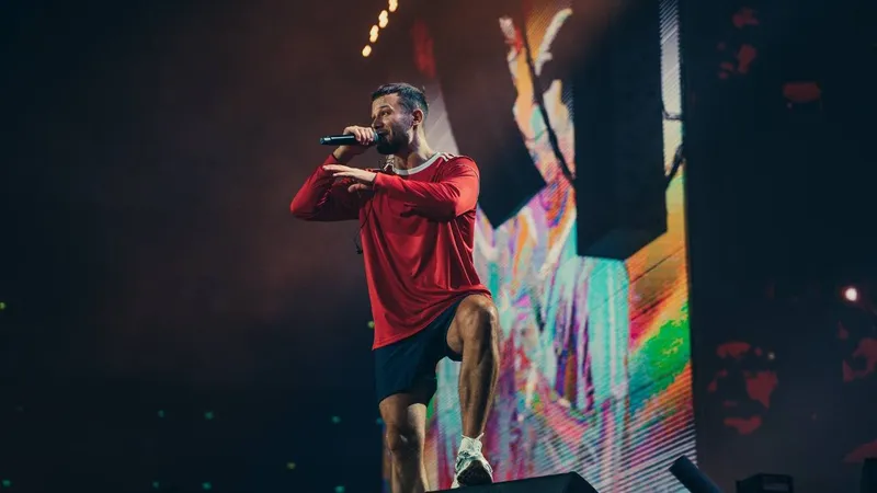 "Спасибо за разбитые мечты": концерт Макса Коржа в Алматы отменен, фанаты в гневе