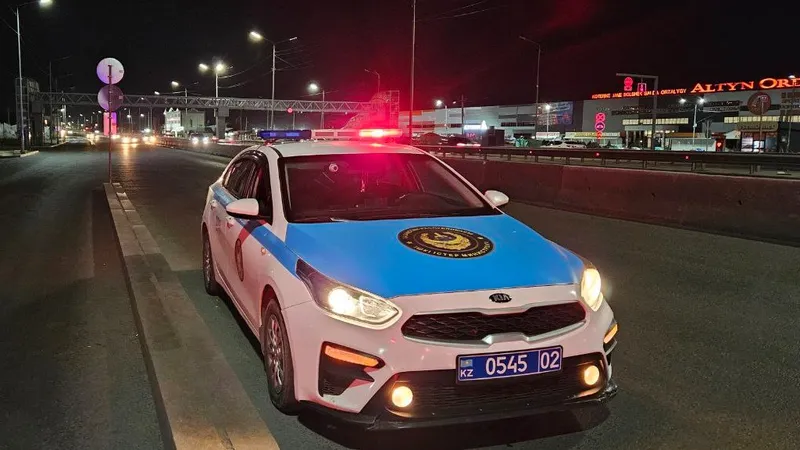 Переход в неположенном месте закончился трагедией в Алматы