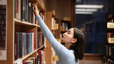 Студенты, университеты, вузы, абитуриенты, выпускники, поступление, образование, высшее учебное заведение, высшие учебные заведения, институты, фото - Новости Zakon.kz от 29.12.2025 12:35