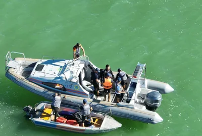 водолазы, поиск мужчины, Капшачай, фото - Новости Zakon.kz от 04.09.2025 10:27