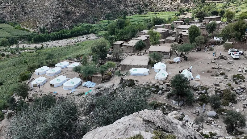 Число погибших во время землетрясения в Афганистане превысило 1400 человек