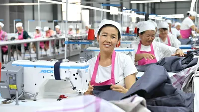 Швейный цех, швейное производство, швея, швеи, текстильное производство, пошив, швейная фабрика , фото - Новости Zakon.kz от 27.03.2026 15:28