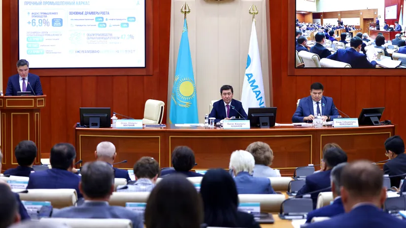 Фракция AMANAT в Мажилисе заслушала отчет премьер-министра по реализации Посланий президента