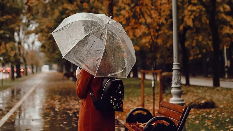 Дожди с грозами, град и шквал обрушатся на Казахстан 6 сентября