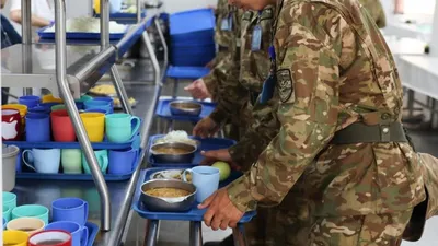 Организация питания военнослужащих ОГЗ, фото - Новости Zakon.kz от 05.09.2025 09:05