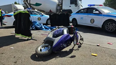 полиция на месте ДТП в Алматы, фото - Новости Zakon.kz от 05.09.2025 11:42