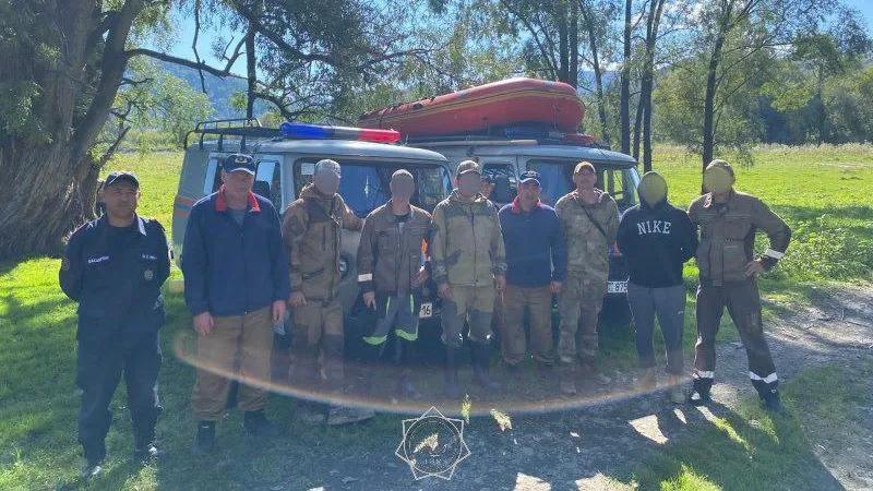 Уехали на рыбалку и пропали: пятерых мужчин искали в районе Алтая при помощи дрона