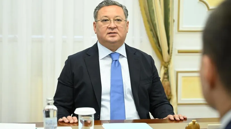 Министр иностранных дел Мурат Нуртлеу встретился с крупным инвестором