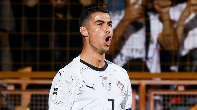 Дубль Роналду принес крупную победу Португалии над Арменией в отборе на ЧМ-2026