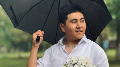 Казахстанский исполнитель Жандаурен Аблаев, фото - Новости Zakon.kz от 08.09.2025 14:13