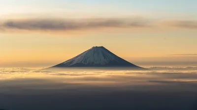 Вулкан в Японии, фото - Новости Zakon.kz от 09.09.2025 03:30