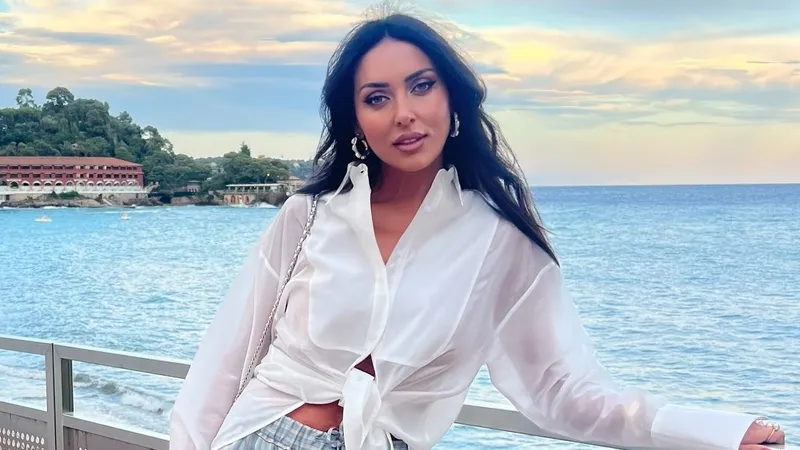 Алсу опубликовала редкое фото старшей дочери по особому случаю