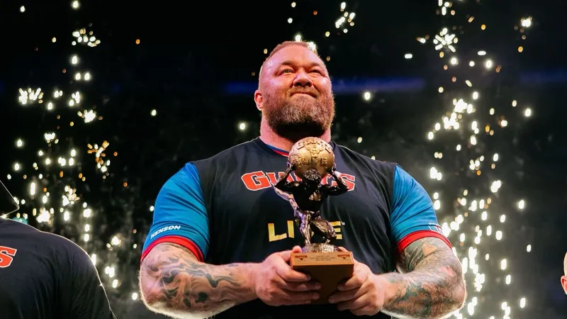 Самый сильный человек планеты улучшил свой же мировой рекорд