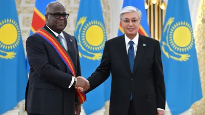 президенты Казахстана и ДР Конго, награждение, фото - Новости Zakon.kz от 10.09.2025 14:47