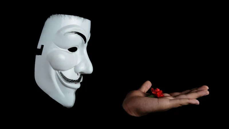 Названы знаки зодиака, которые скрывают страсть под маской скромности