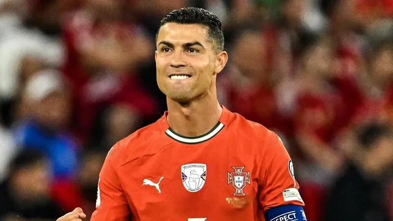 Роналду забил 943-й карьерный гол и принес волевую победу над Венгрией