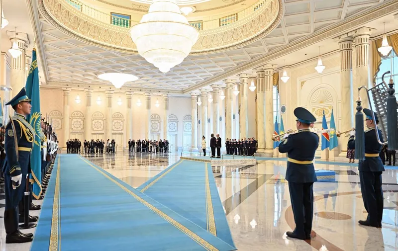 люди в Акорде, фото - Новости Zakon.kz от 10.09.2025 11:35