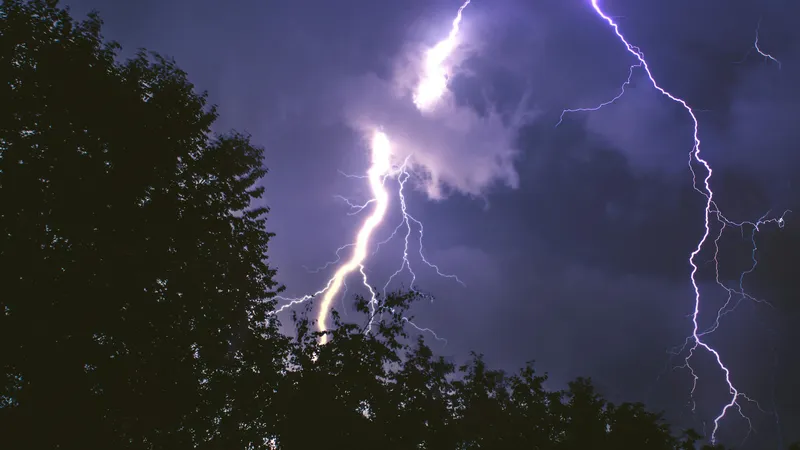 До +30°С и грозы: прогноз погоды для Астаны, Алматы и Шымкента на 13-15 сентября