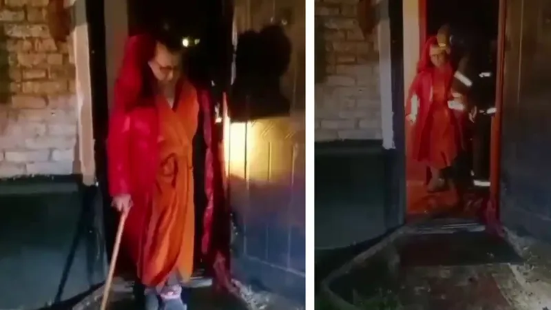 В Шахтинске пожарным удалось вовремя вывести человека из горящей квартиры