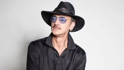 Михаил Боярский вернулся в театр Ленсовета, фото - Новости Zakon.kz от 14.09.2025 04:14