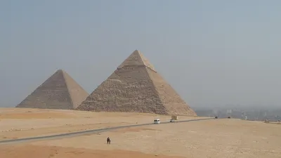 Пирамиды, пустыня, архитектура, фото - Новости Zakon.kz от 15.09.2025 02:59