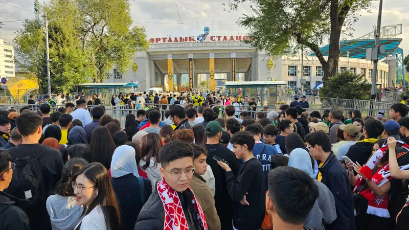 Эль-класико по-казахски: стартовал матч "Кайрат" – "Актобе"