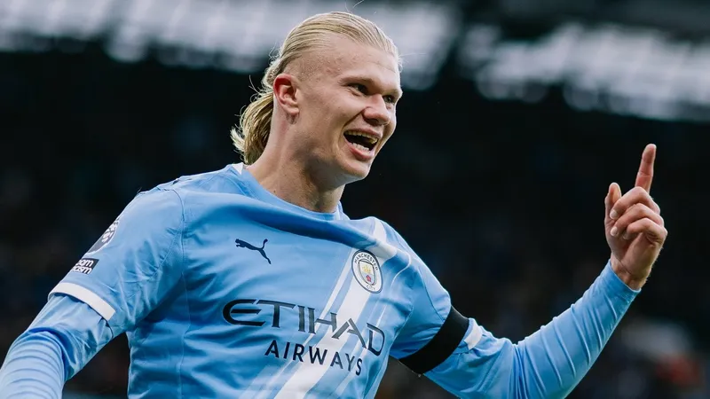 Холанд стал героем футбольного дерби двух "Манчестеров" в АПЛ