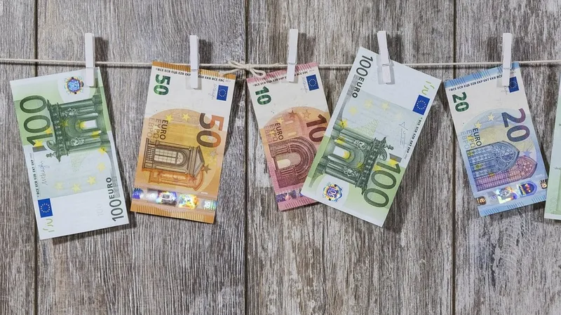 Гороскоп на 16 сентября: подумайте о деньгах