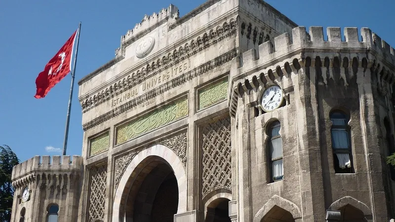 В Стамбуле арестовали очередного мэра