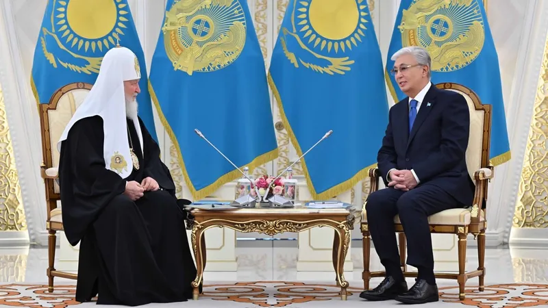 Токаев – патриарху Кириллу: Казахстан и Россия являются стратегическими партнерами, союзниками