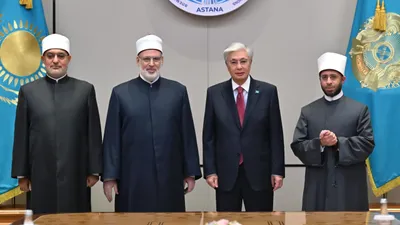 Касым-Жомарт Токаев, Мухаммед Абдульрахман Аль-Дуайни, фото - Новости Zakon.kz от 18.09.2025 17:38