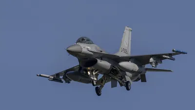 Истребитель, военная техника, небо, фото - Новости Zakon.kz от 20.09.2025 02:40